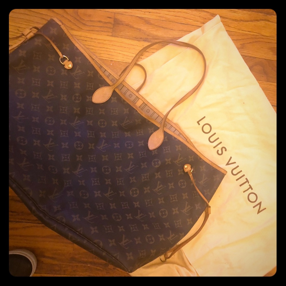 LOUIS VUITTON Neverfull GM